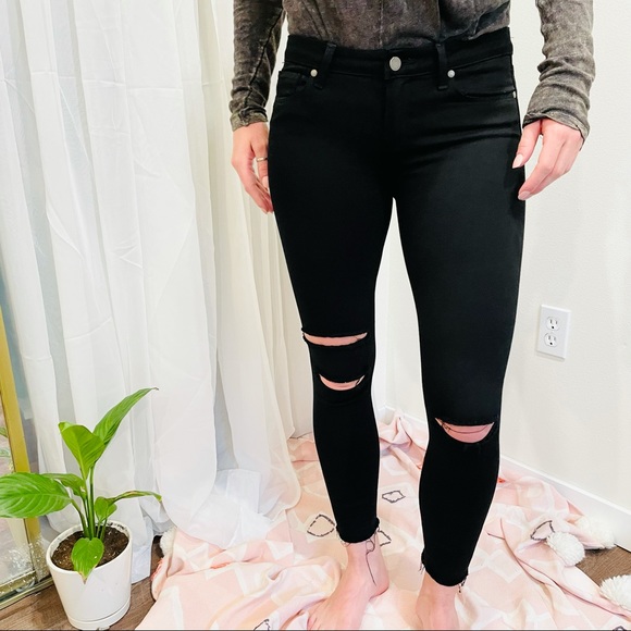 PAIGE Verdugo Crop Distressed - Picture 5 of 11